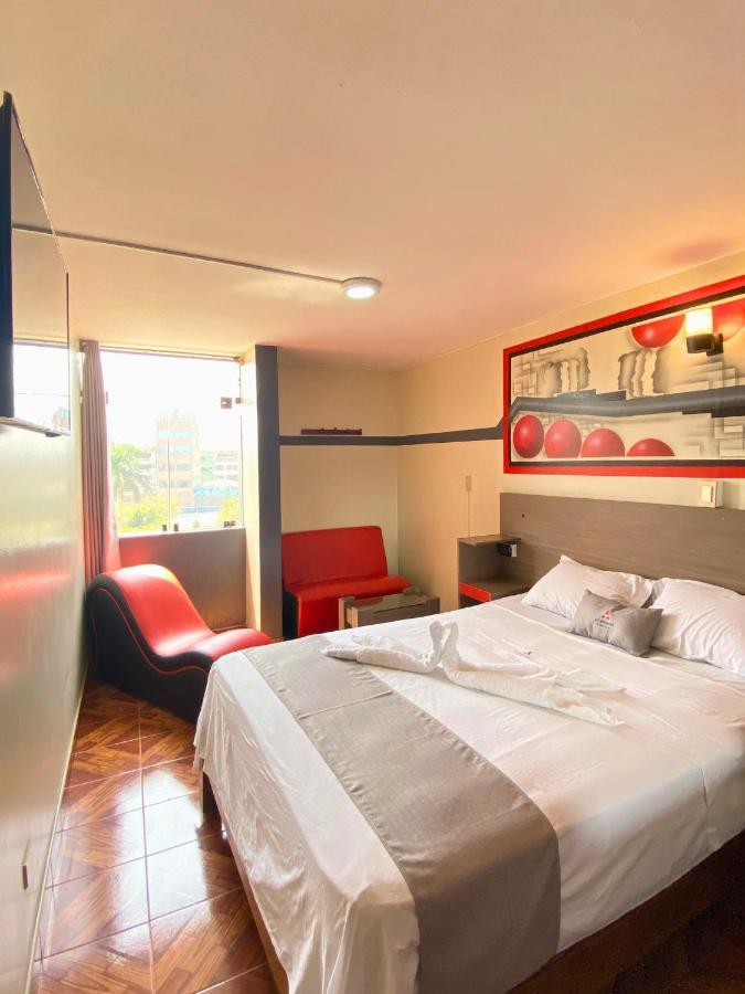 Las Bermudas - Hostal Callao エクステリア 写真
